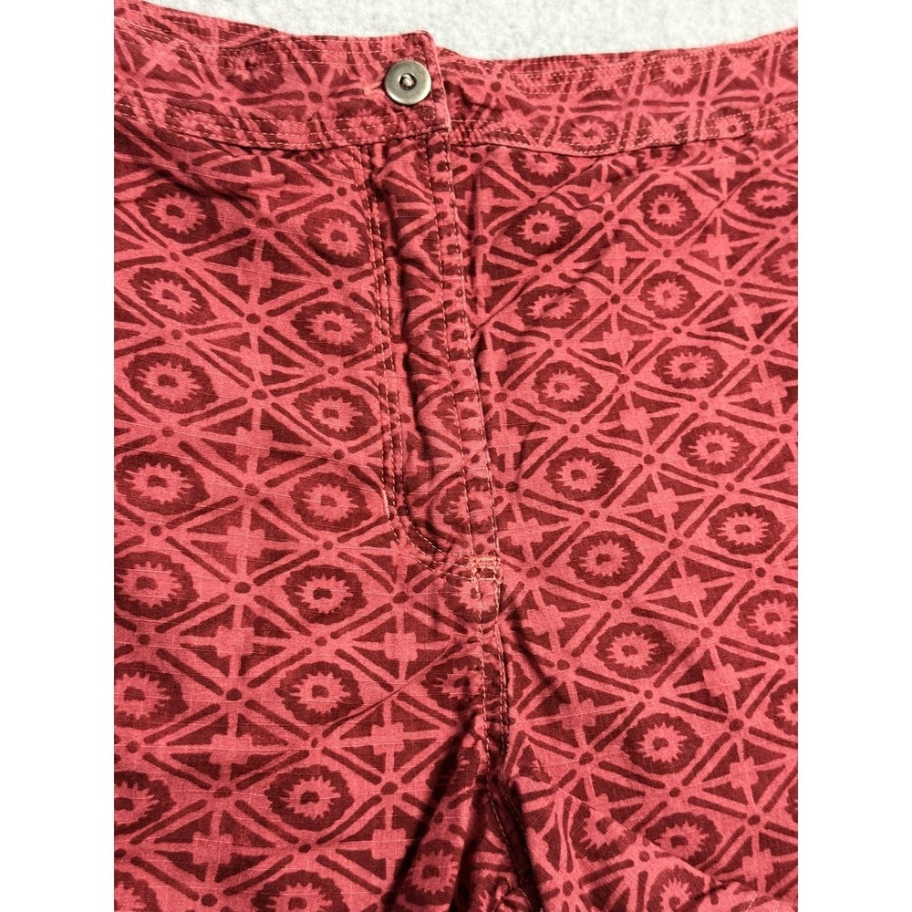 Sportif USA Chino Shorts Womens 8 Red Geometric Print Poplin Cotton Casual - Picture 3 of 8
